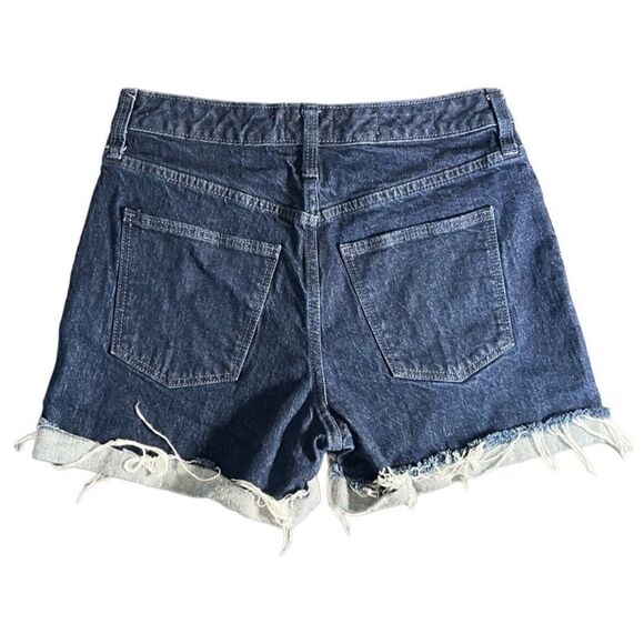 Universal thread vintage midi dark denim jean shorts size 4/27 - Picture 2 of 12